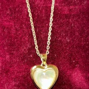 Elegant Gold Heart Pendant Necklace